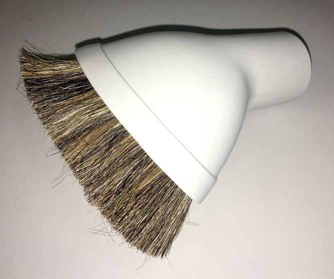 CLEANSTAR - OVAL SHAPED GREY DUSTING BRUSH - 32MM