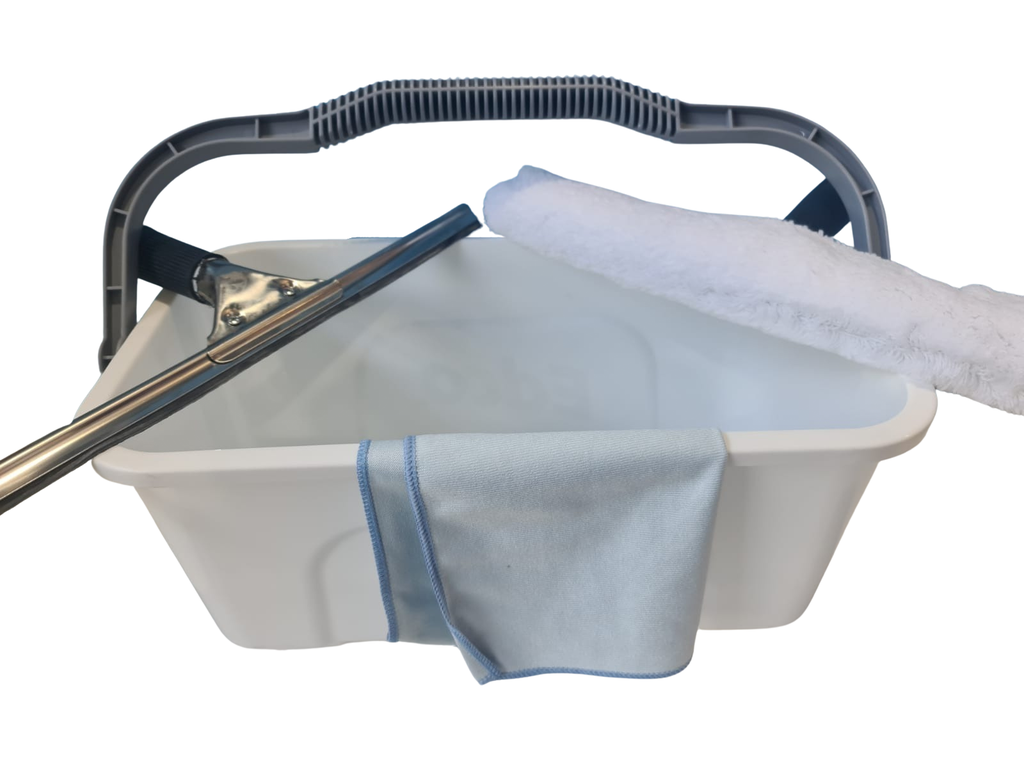 11L UNGER WINDOW CLEANING KIT WITH BUCKET